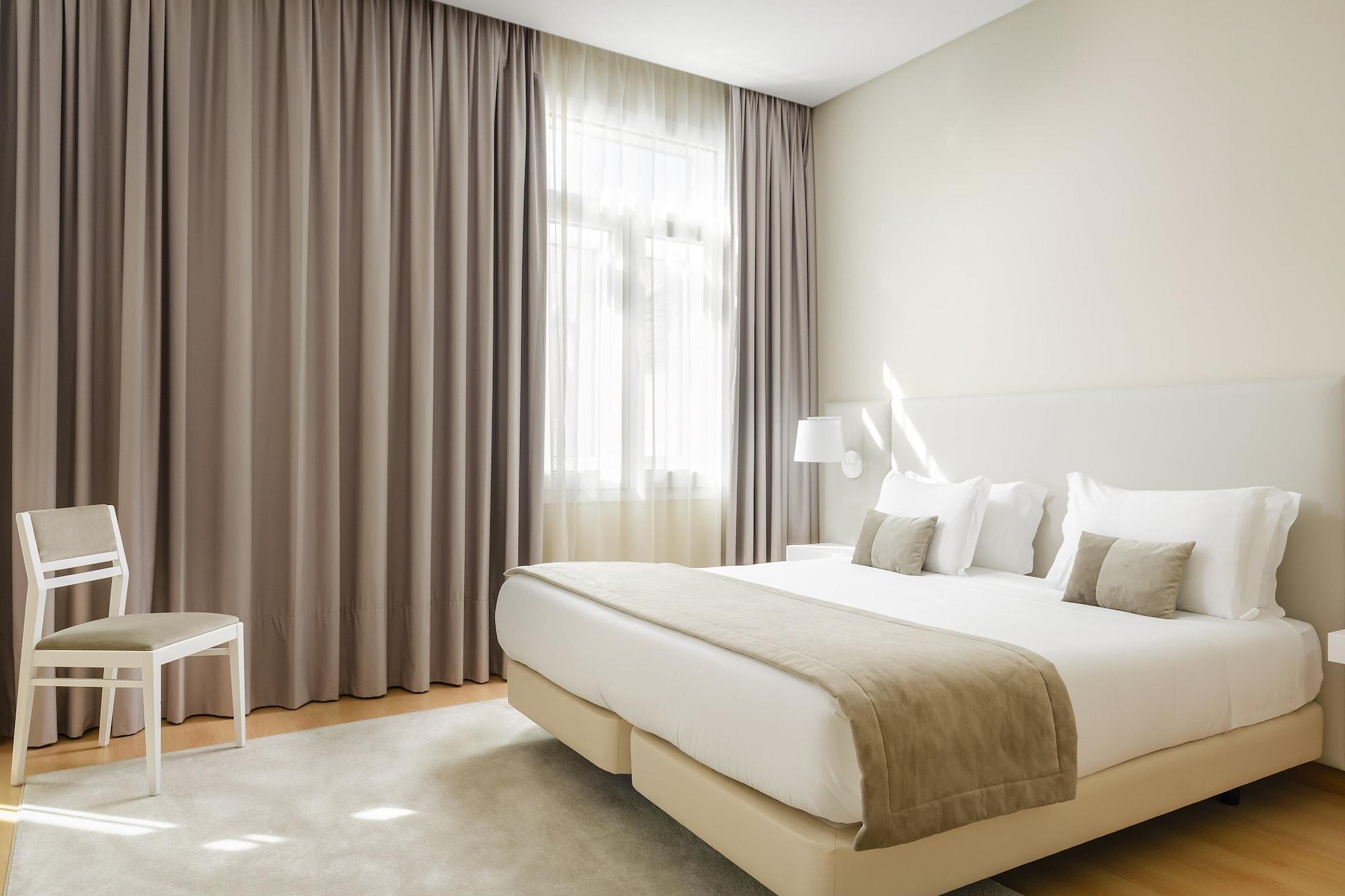 Exe Wellington Hotel Figueira da Foz Bagian luar foto