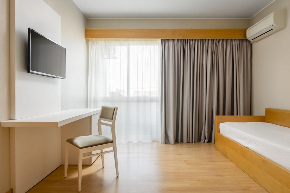 Exe Wellington Hotel Figueira da Foz Bagian luar foto