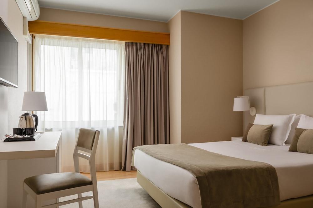Exe Wellington Hotel Figueira da Foz Bagian luar foto