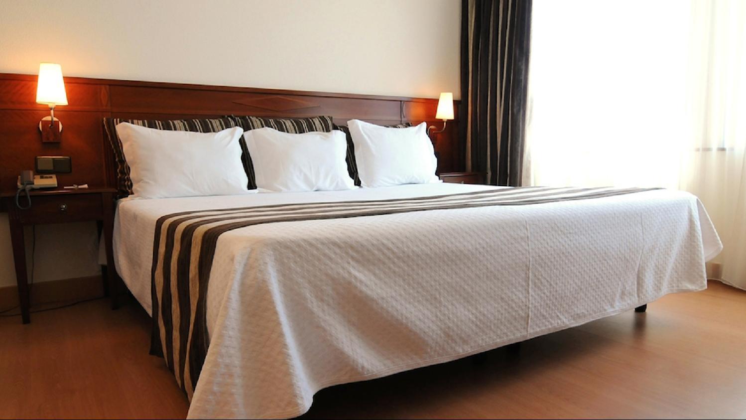 Exe Wellington Hotel Figueira da Foz Bagian luar foto